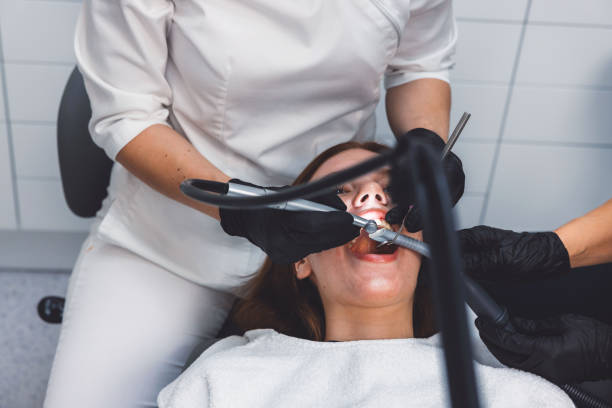 Best Cracked Tooth Emergency Dentist  in Rothschild, WI